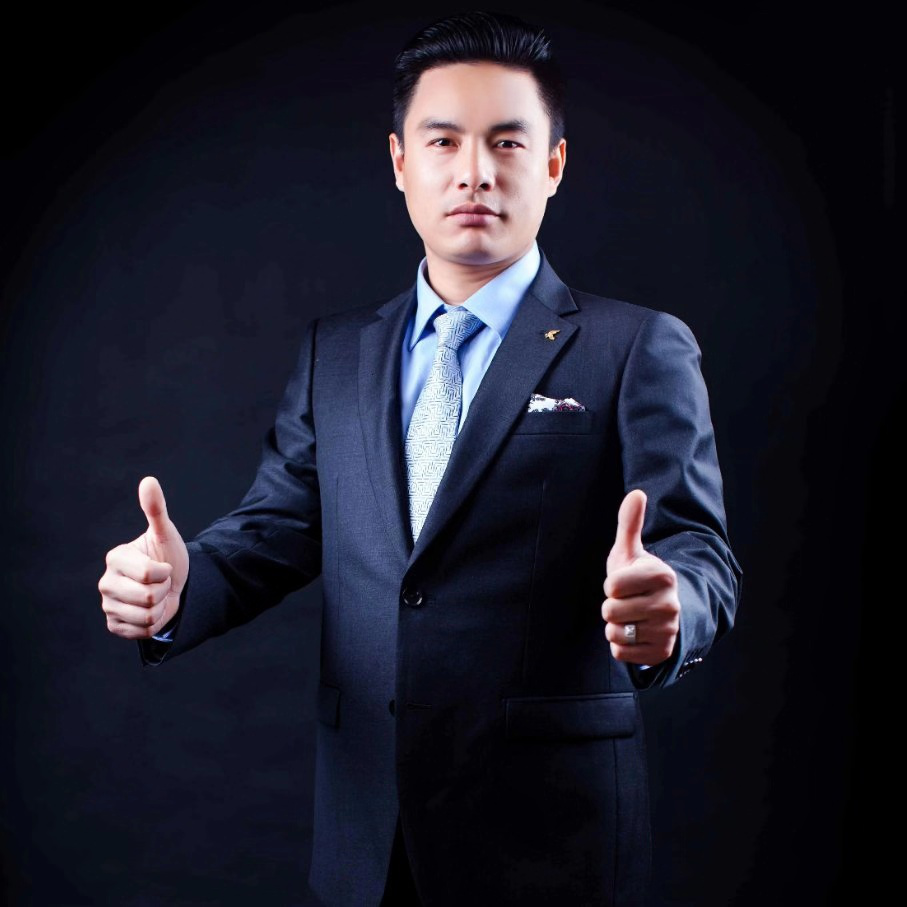 陳新 宏宇門(mén)窗總經(jīng)理丨企業(yè)家專(zhuān)訪：心有多大，舞臺(tái)就有多大